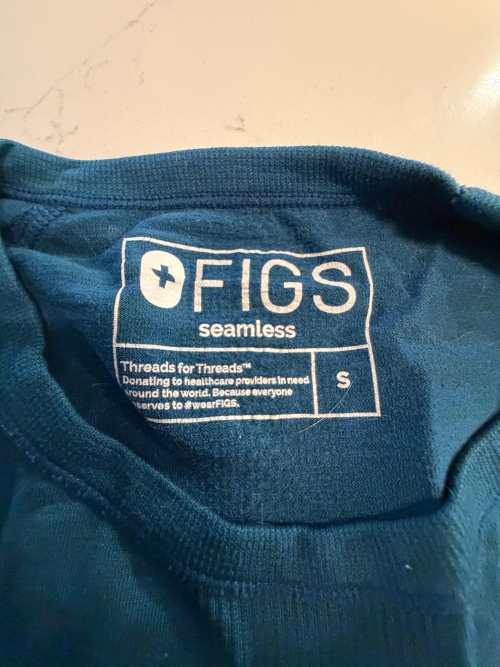 FIGS Seamless Top 5 total, black, plum, beige, burgundy, teal - Picture 4 of 11